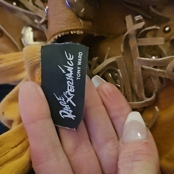 Top fringed - Picture 2 of 3